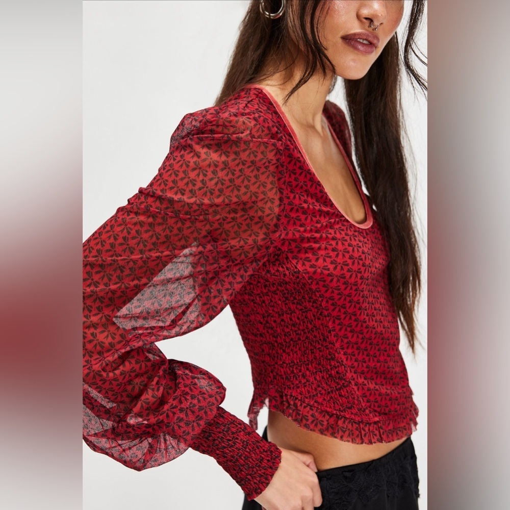 Dottie Printed Long Sleeve Knit Top NWOT salsa